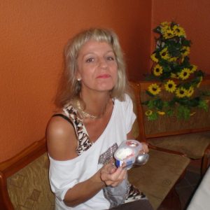 Claudia - rencontre-Cougar-Versailles