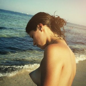 Envie de vivre nue et libre au soleil Audrey - rencontre-Naturiste-Boulogne-Billancourt