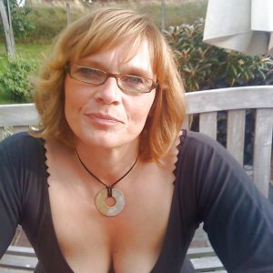 Elise - rencontre-Milf-Clermont-Ferrand
