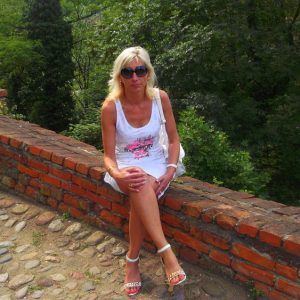 Si l’été me rend folle Nina - rencontre-Cougar-Issy-les-Moulineaux