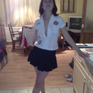 Nadia - rencontre-Cougar-Rennes