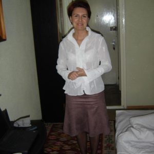Depuis six mois je me branle toute seule Clotilde - rencontre-Milf-Marseille
