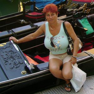 Julie - rencontre-Libertine-Grasse