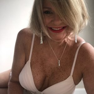 Céline - rencontre-Cougar-Aubagne